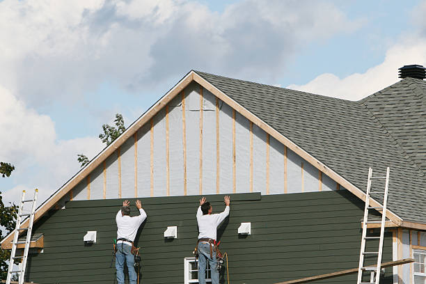 Professional Siding Installation technician working in Akron, PA